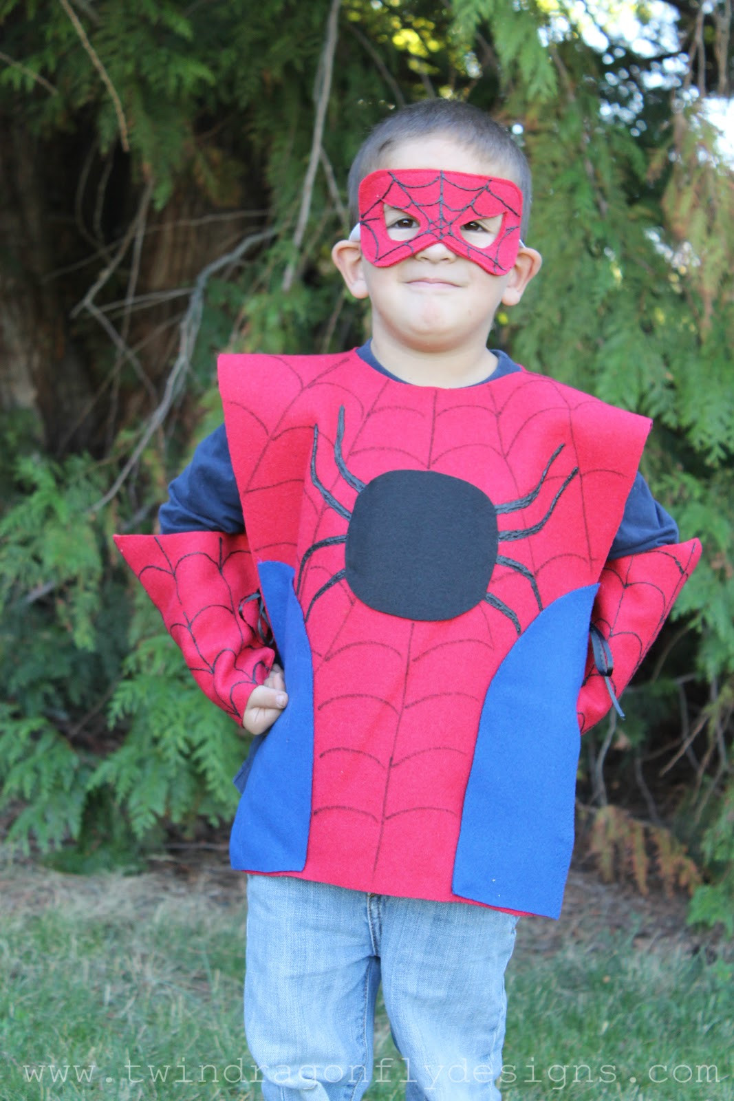 DIY Spiderman Mask
 No Sew SUPER HERO COSTUMES Tutorial Dragonfly Designs