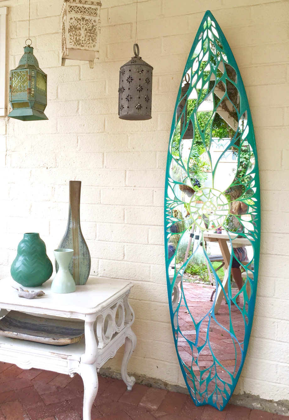 DIY Surfboard Decor
 9 Awesome DIY Projects For Your Old Surfboard