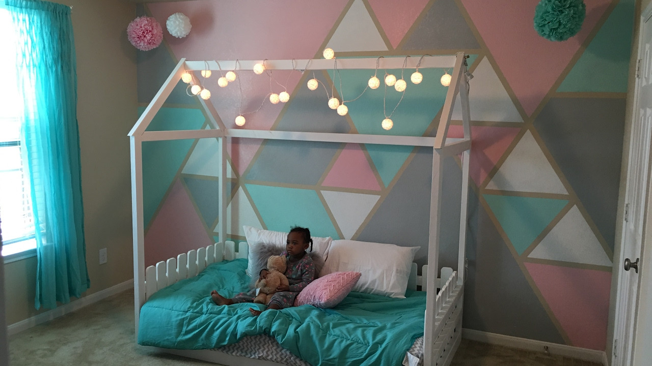 DIY Toddler Bed
 DiY Twin size toddler house bed
