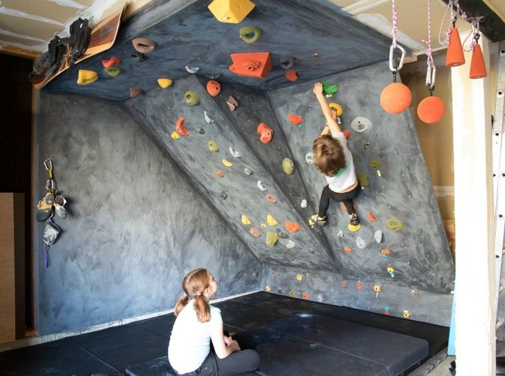 DIY Toddler Climbing Wall
 23 Awesome Climbing Walls For kids Home Gym