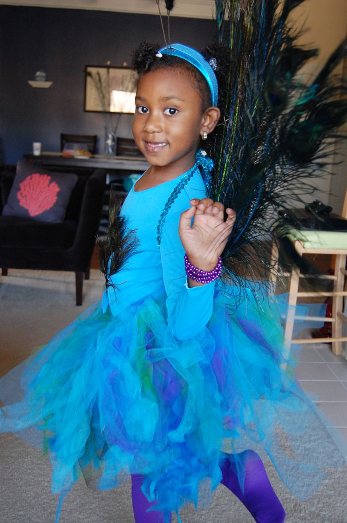 DIY Toddler Peacock Costume
 Handmade Awesomeness Check Out My DIY Peacock Costume