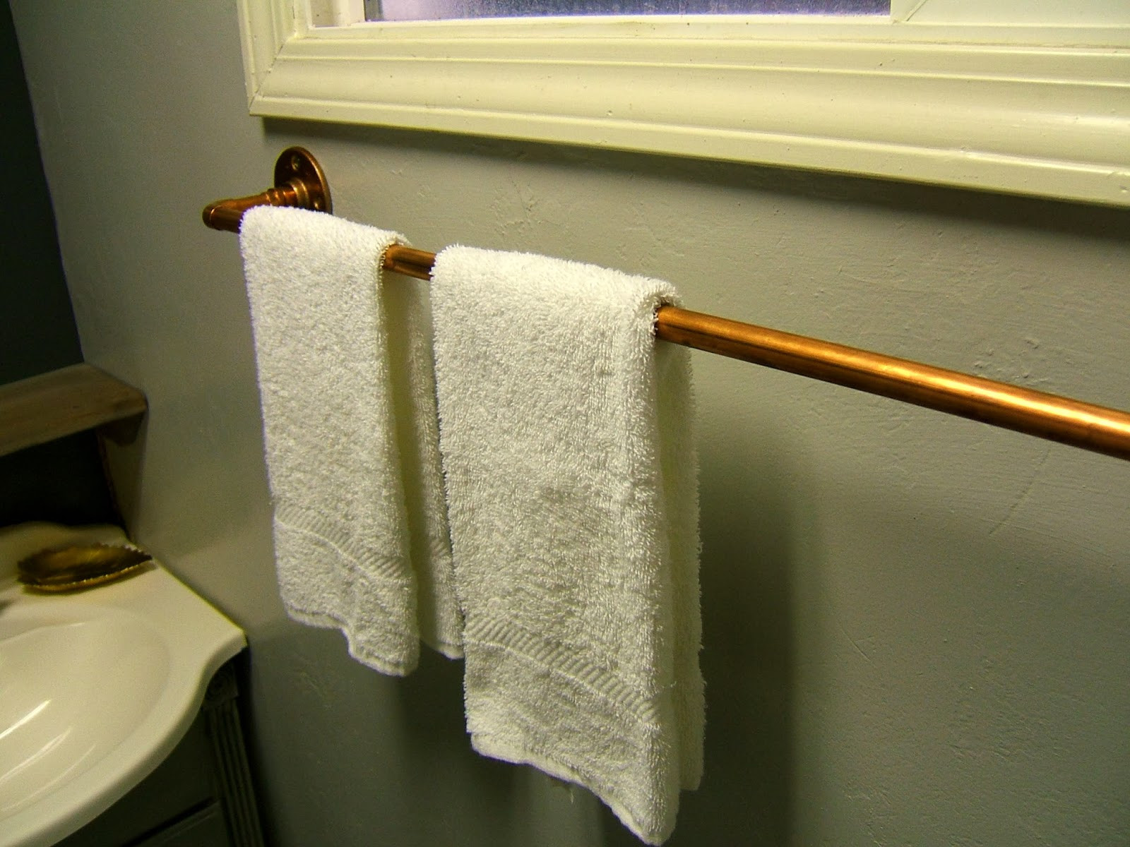 DIY Towel Rack Bathroom
 Have a fantastic weekend folks I meant to post this