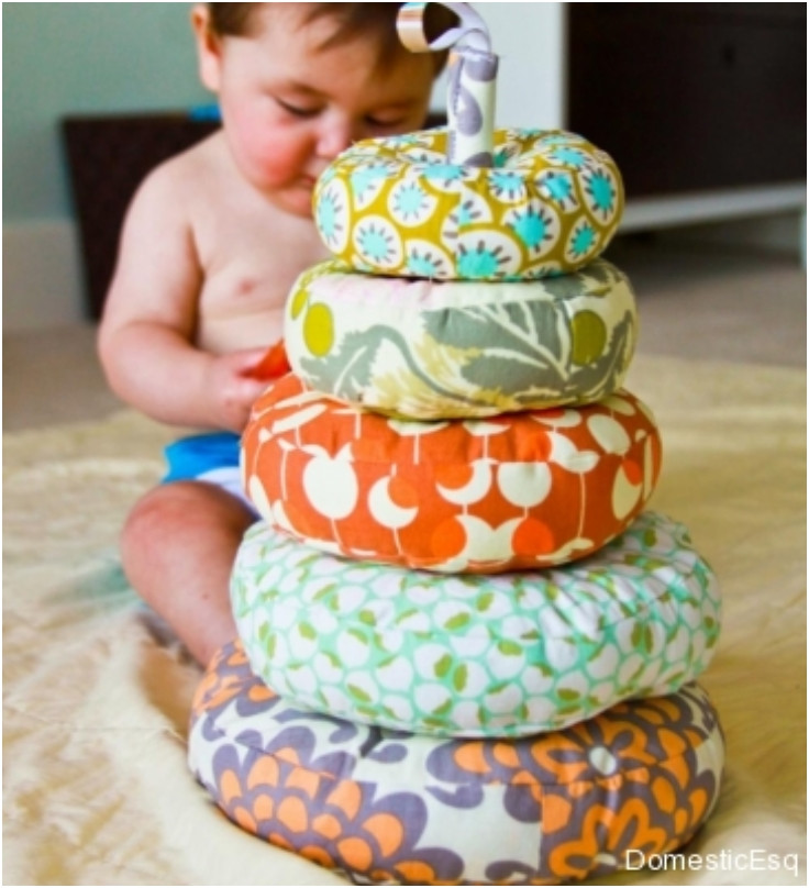 Diy Toys For Baby
 Top 10 Fun And Stimulating DIY Baby Toys Top Inspired