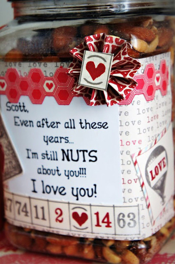 DIY Valentines Gifts For Boyfriends
 21 DIY Romantic Gifts Ideas For Everyone You Love Feed
