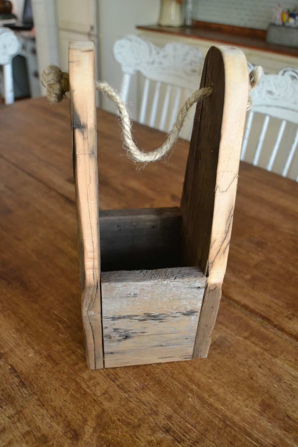 DIY Wood Gifts
 DIY Wood Gift Bag Mason Jar Teacher Gift Giveaway