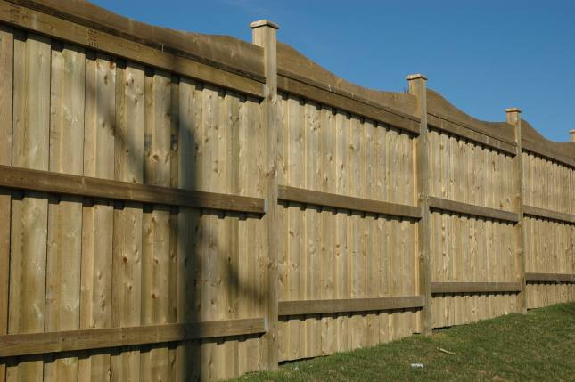 DIY Wood Privacy Fence
 DIY How To Build A 6 Foot Wood Privacy Fence PDF Download