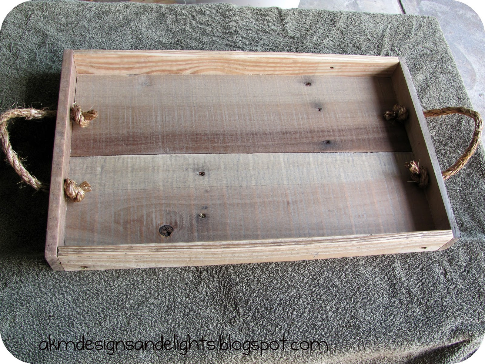 DIY Wooden Tray
 diy wooden tray ideas Live DIY Ideas