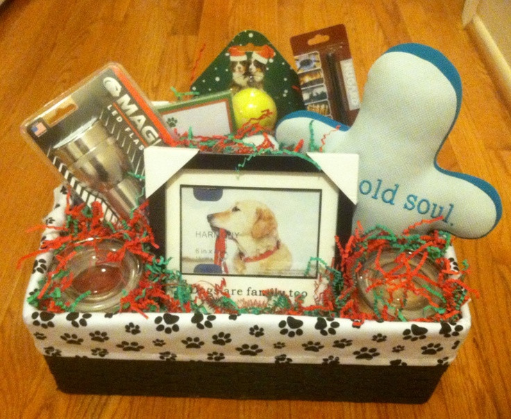 Dog Lovers Gift Basket Ideas
 17 Best images about Pet Gift Baskets on Pinterest