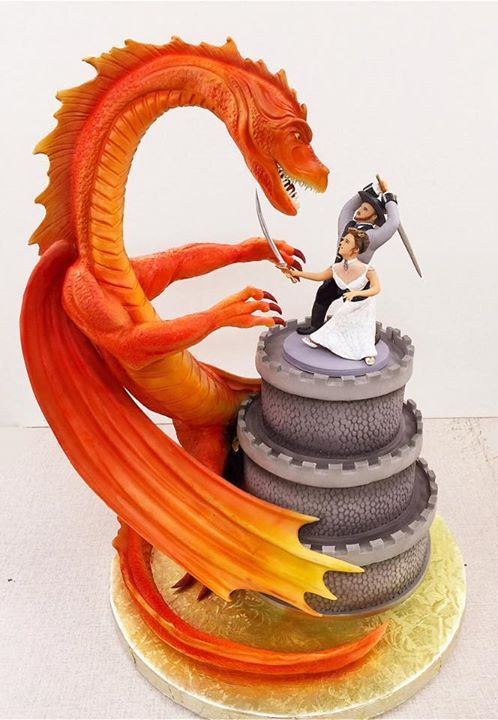 Dragon Wedding Cakes
 20 Super Exceptional and Elegant Cakes