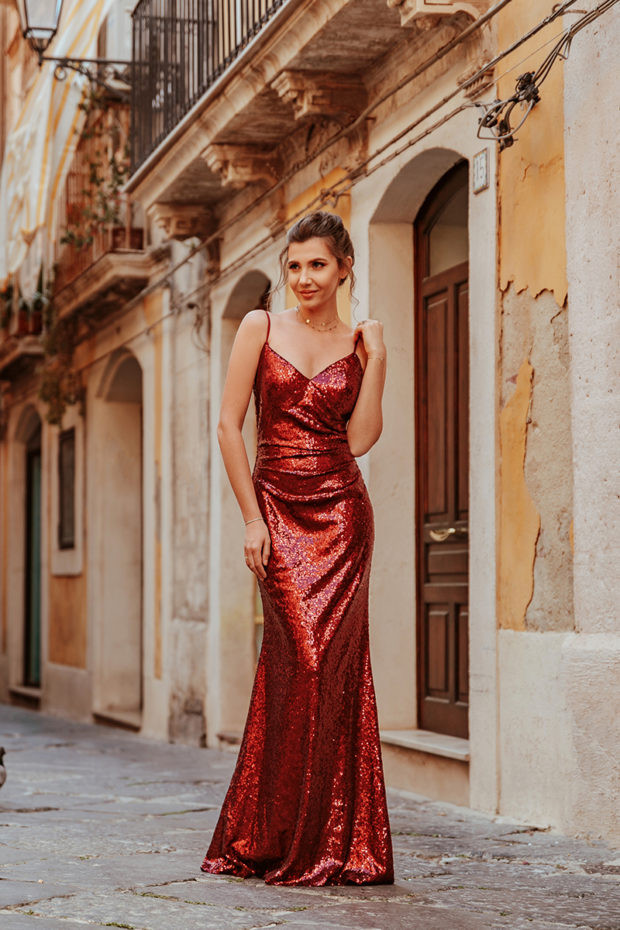 Dresses To Wear For A Wedding
 18 Gorgeous Wedding Guest Dresses for Spring Summer 2019