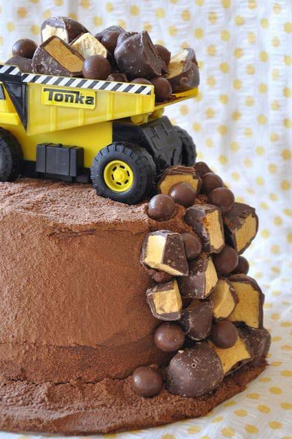 Dump Truck Birthday Cake
 92 best giant cupcake ideas images on Pinterest