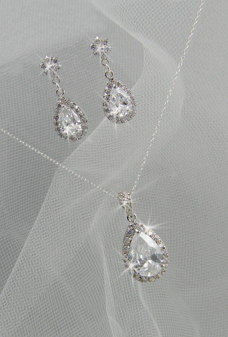 Earrings For Bridesmaids
 Crystal Bridal Set Bridesmaids Jewelry Set by CrystalAvenues
