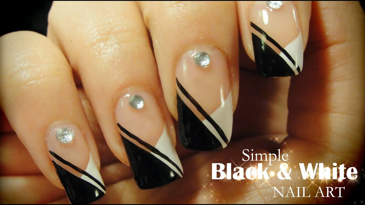 Easy Black And White Nail Designs
 Simple Black & White nail art