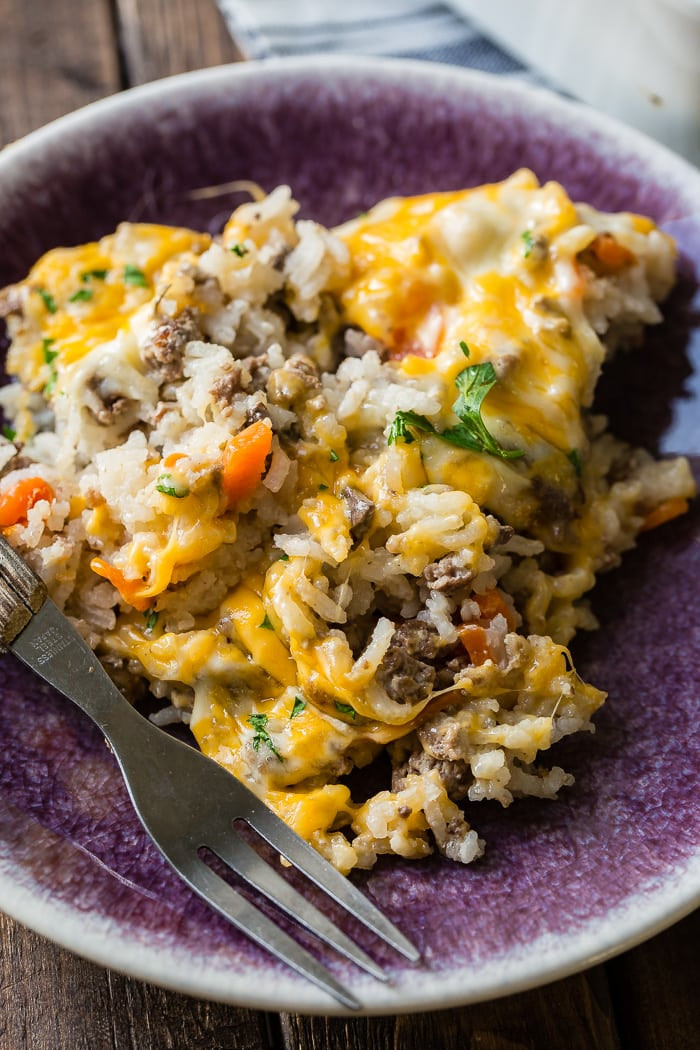Easy Dinner Ideas With Ground Beef
 Cheesy Ground Beef and Rice Casserole