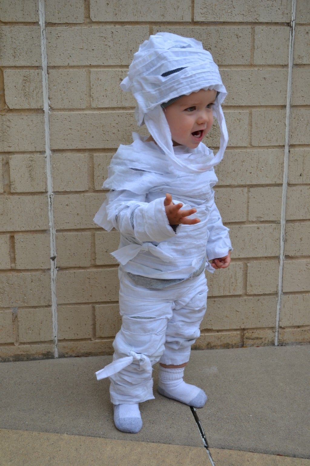Easy DIY Kids Costumes
 How To Make An Easy No Sew Child s Mummy Costume