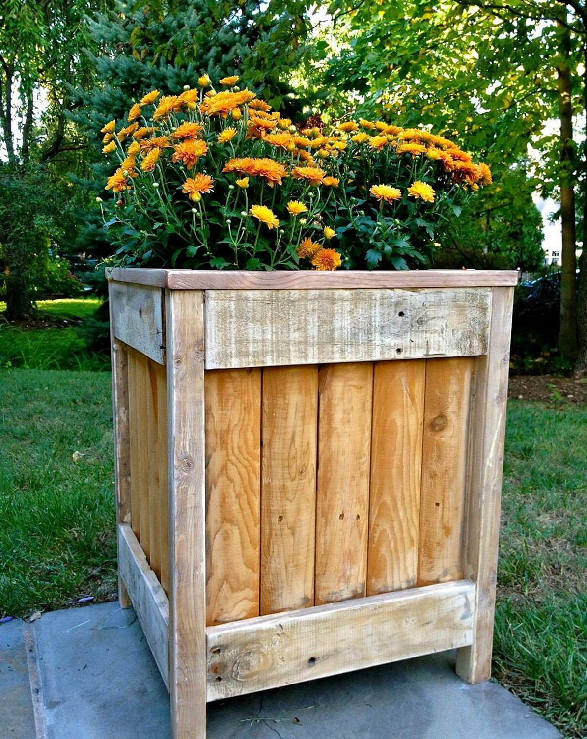 Easy DIY Planter Box
 30 Easy DIY Wooden Planter Box Ideas For Beginners