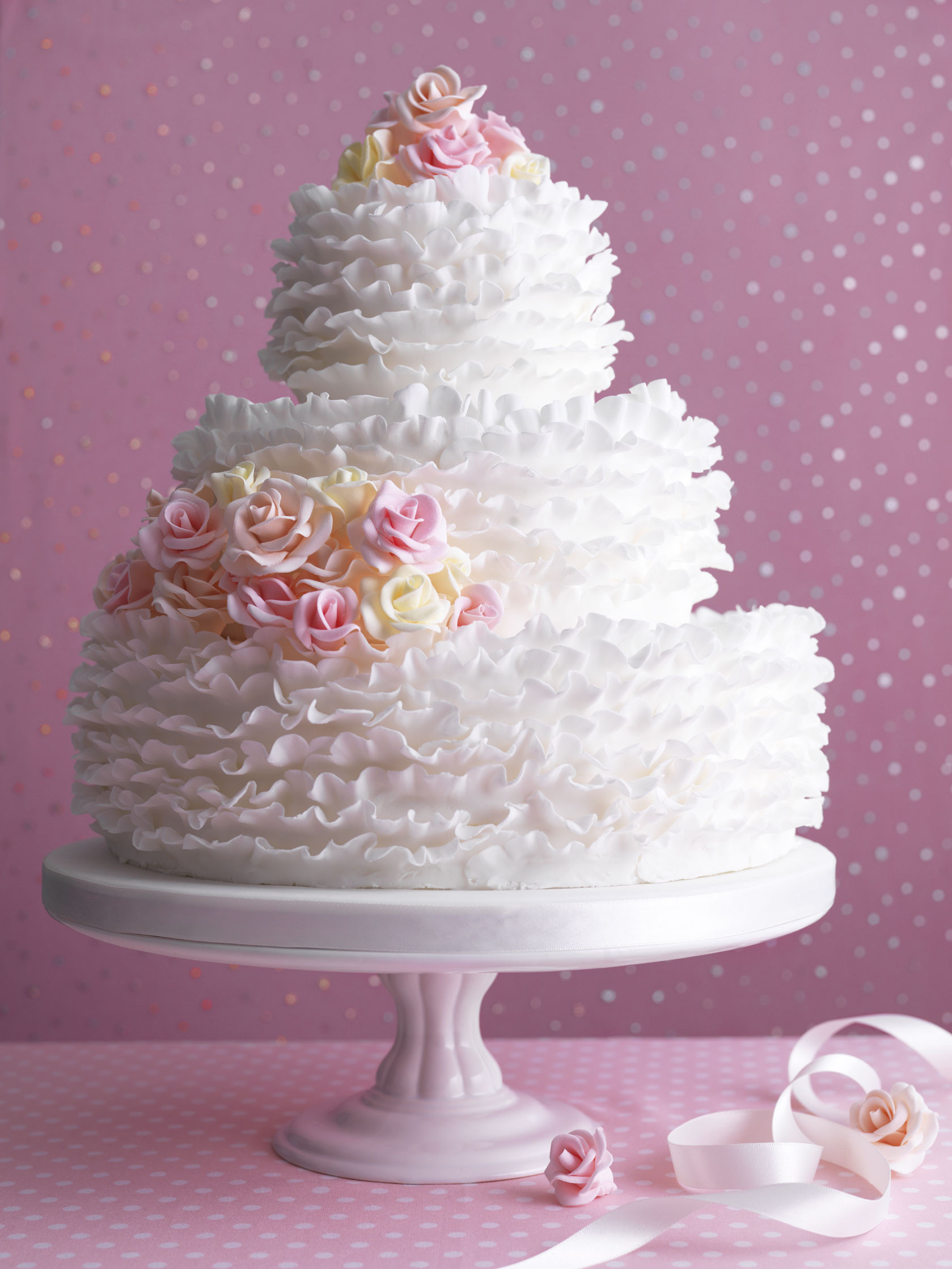 Easy Wedding Cake Recipe
 How to make a wedding cake
