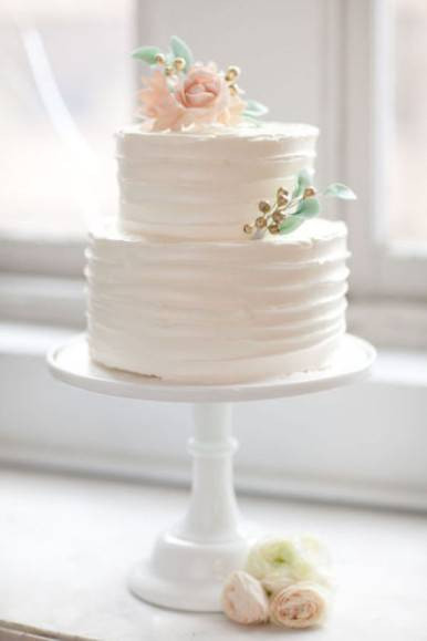 Easy Wedding Cake Recipe
 The Beauty of Simple Wedding Cakes Wedding Fanatic