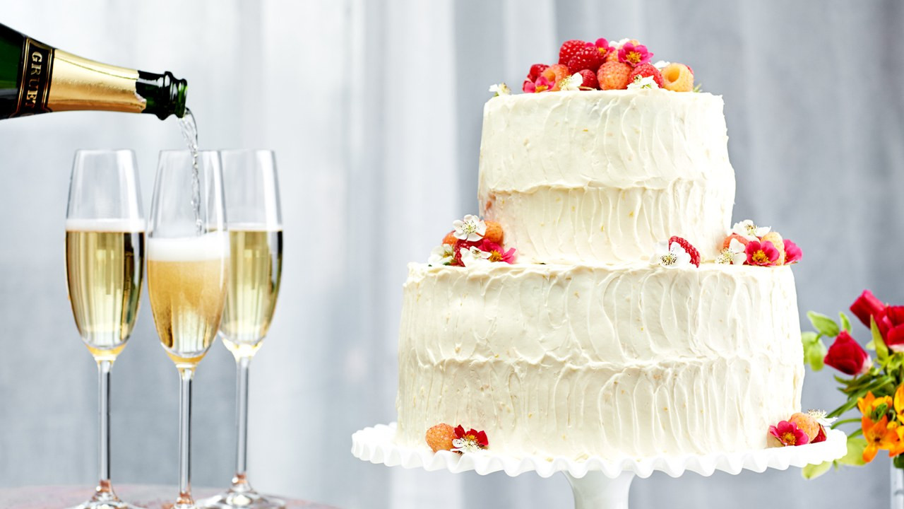 Easy Wedding Cake Recipe
 Easy Homemade Wedding Cake