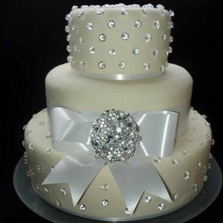 Edible Diamonds For Wedding Cakes
 Diamond Birthday Cakes