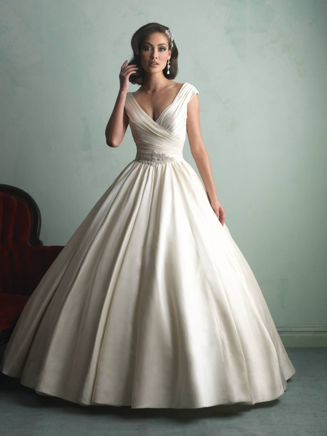 Elegant Dresses For Wedding
 10 incredibly elegant wedding dresses and where to find them