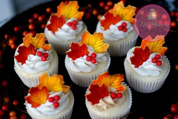 Fall Themed Cupcakes
 Falling for Fall Cupcakes and Sweets