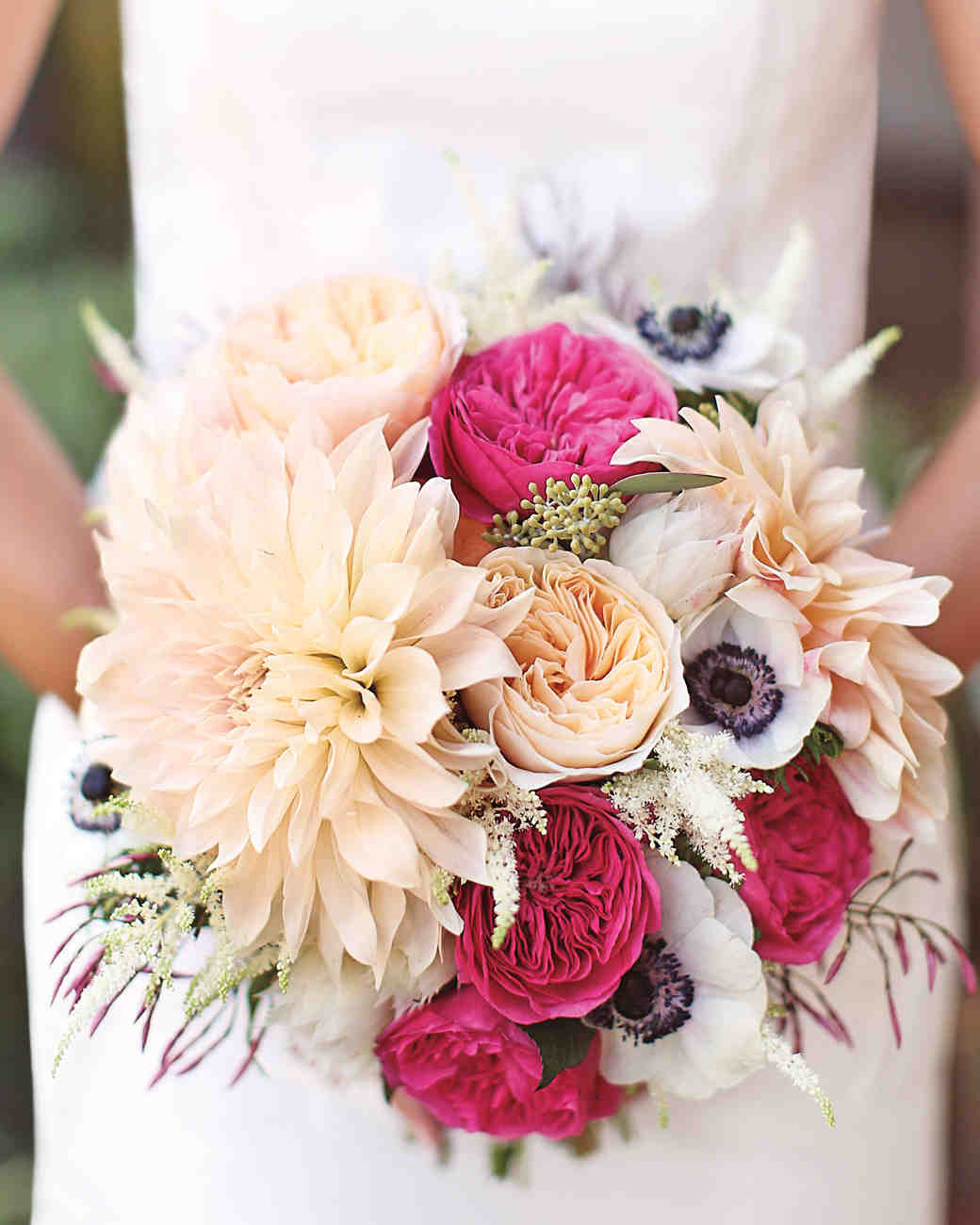 Flower For Wedding
 10 Stunning Dahlia Wedding Bouquets