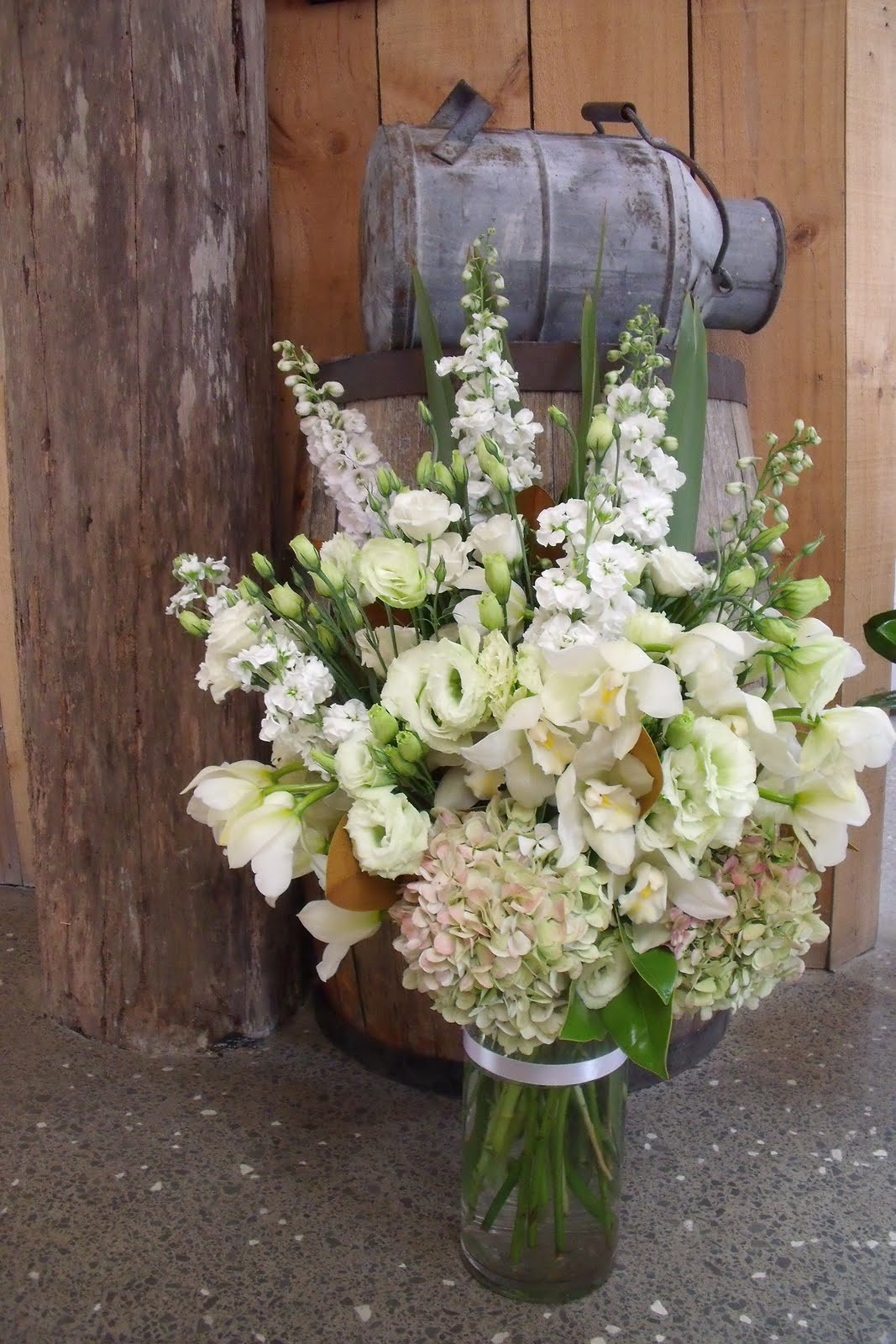 Flower For Wedding
 vidabela Rustic Themed Wedding Flowers