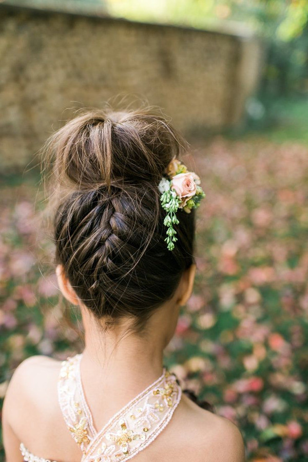Flower Girl Wedding Hairstyles
 18 Cutest Flower Girl Ideas For Your Wedding Day