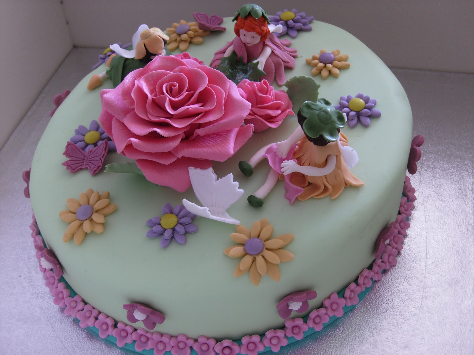Flowers Birthday Cake
 Flower Fairy Birthday Cake Party and Ma ra Cake Recipe