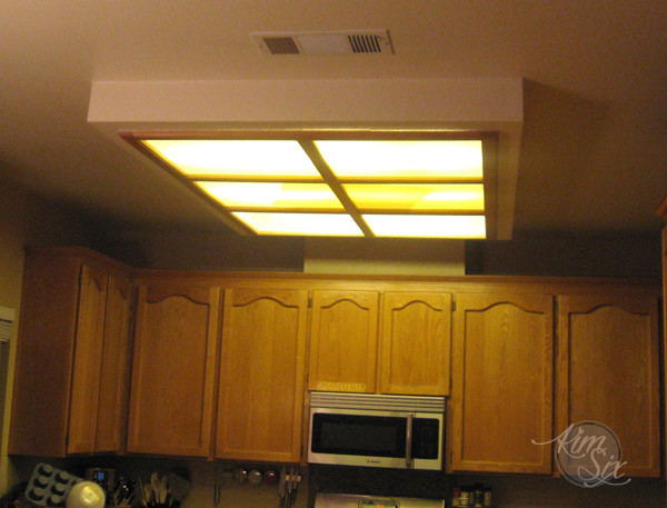 Fluorescent Kitchen Light Fixtures
 flurosecent kitchen light box