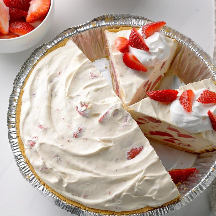 Freezer Desserts Recipes
 Easy Strawberry Lemonade Freezer Pie Recipe