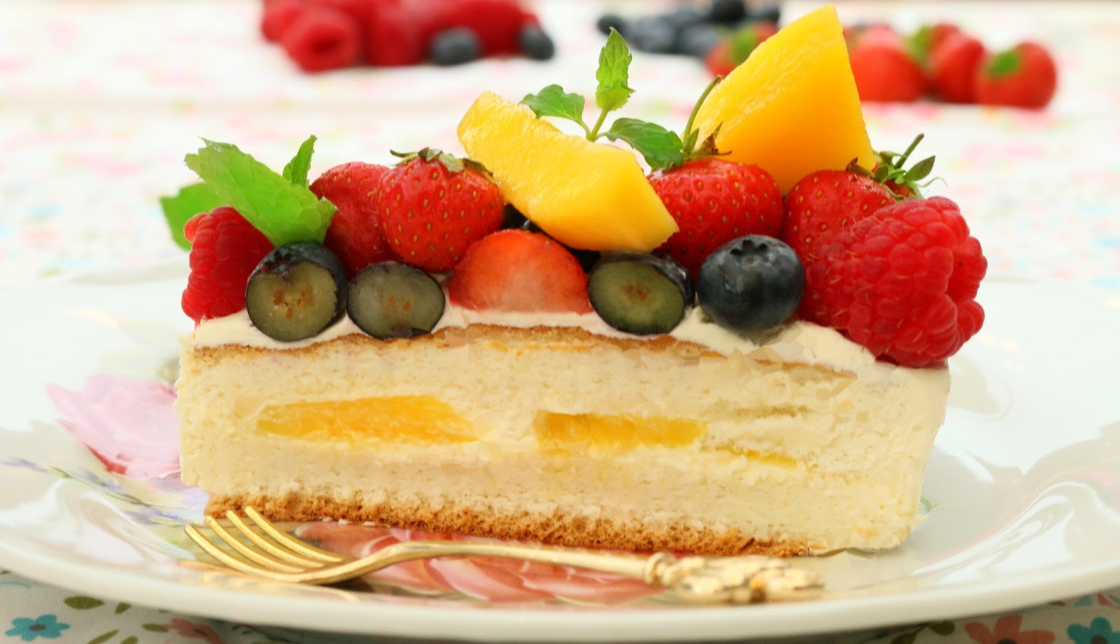 Fresh Fruit Cake Recipes
 Josephine s Recipes How To Make Fresh Fruits Cream Cake