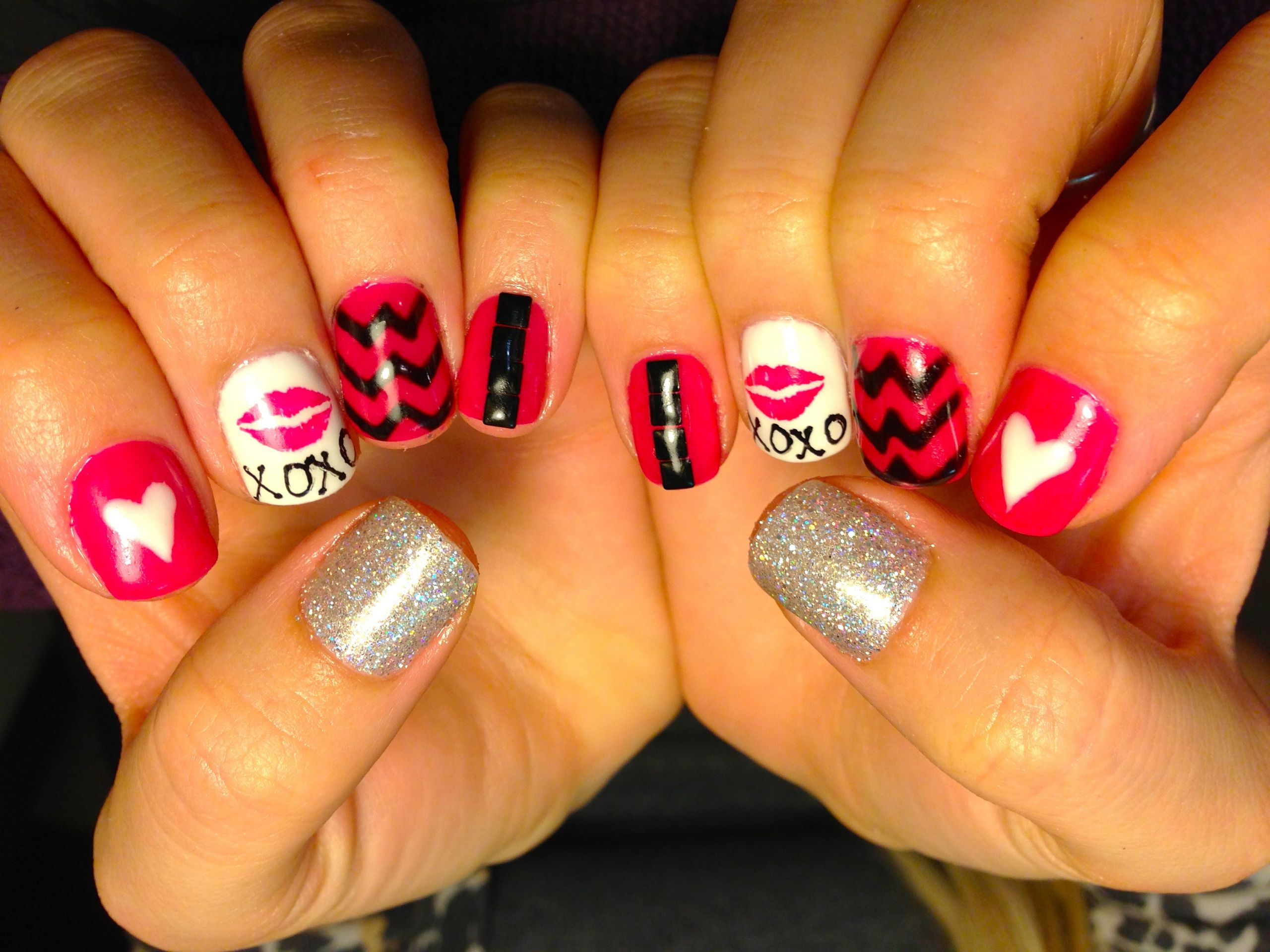 Gel Nail Designs For Valentines
 More Valentine s Day Nail Art Chic Nail Styles
