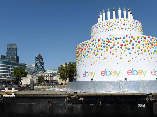Giant Birthday Cakes
 In pictures there s a giant birthday cake floating on the