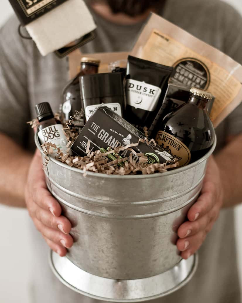 Gift Basket Ideas For Dads
 DIY Father s Day Gift Baskets