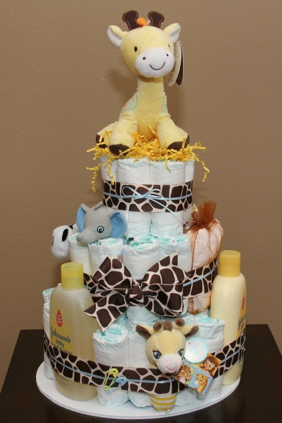 Gift Ideas For Baby Showers
 Giraffe Diaper Cake