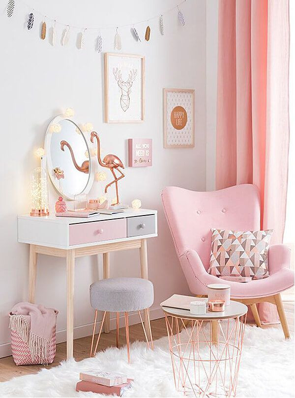Girl Bedroom Accessories
 Copper and blush home decor ideas Pretty In Pink Bedroom
