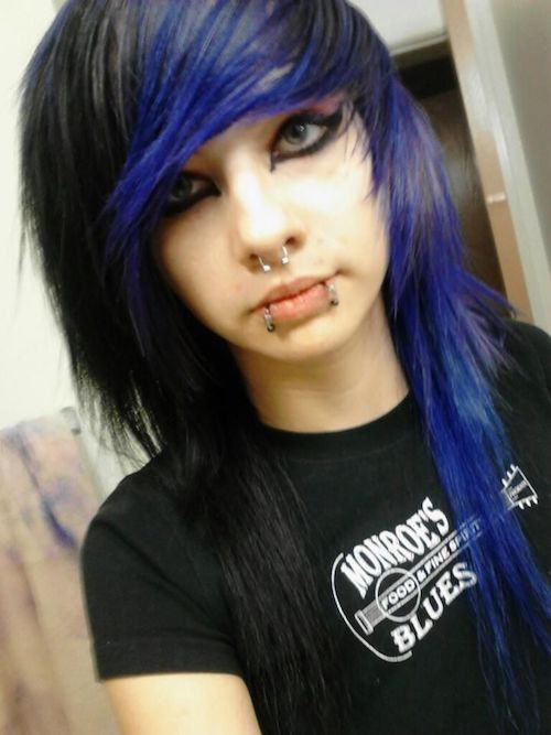 Girl Emo Haircuts
 69 Emo Hairstyles for Girls I bet you haven t seen before