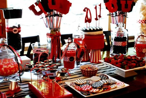 Graduation Party Color Ideas
 Gorgeous graduation party dessert table with a red black