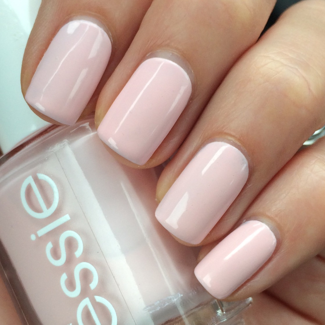 Great Nail Colors
 lovefreshpaint Essie Fiji plus how to score great