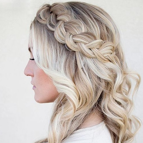Hairstyle For A Bridesmaid
 15 Beautiful Hairstyles for Bridesmaids The Trend Spotter