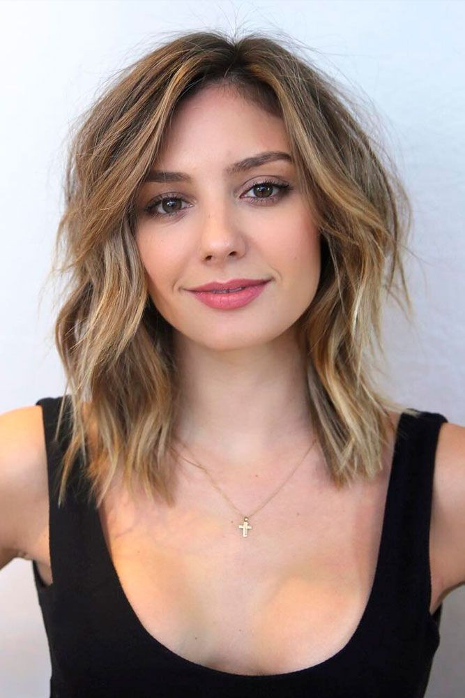 Hairstyle For Square Face Female
 The Most Flattering 12 Haircuts for Square Faces