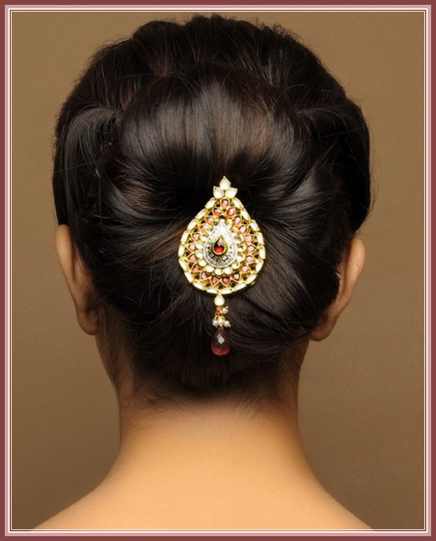 Hairstyle Indian Wedding
 Bridal Hairstyles For Indian Wedding