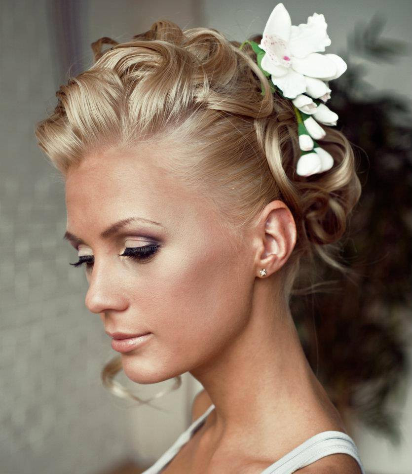 Hairstyle Updo For Short Hair
 50 Best Short Wedding Hairstyles That Make You Say “Wow ”