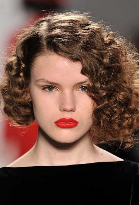 Hairstyles For Curly
 Curly bob hairstyles 2016