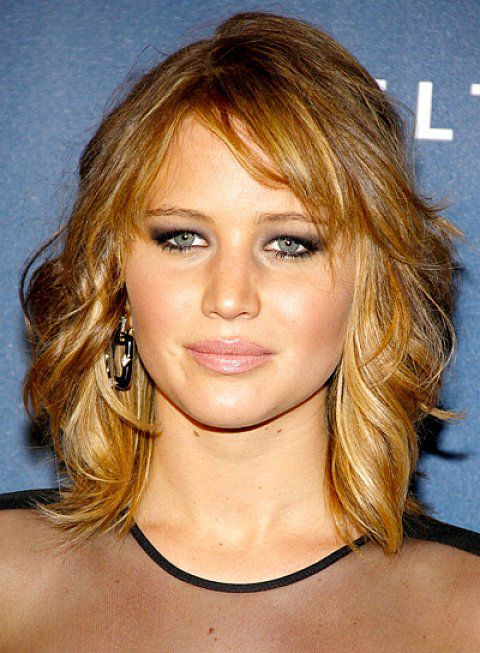 Hairstyles For Medium Wavy Hair
 Medium Length Curly Hairstyles For Round Faces