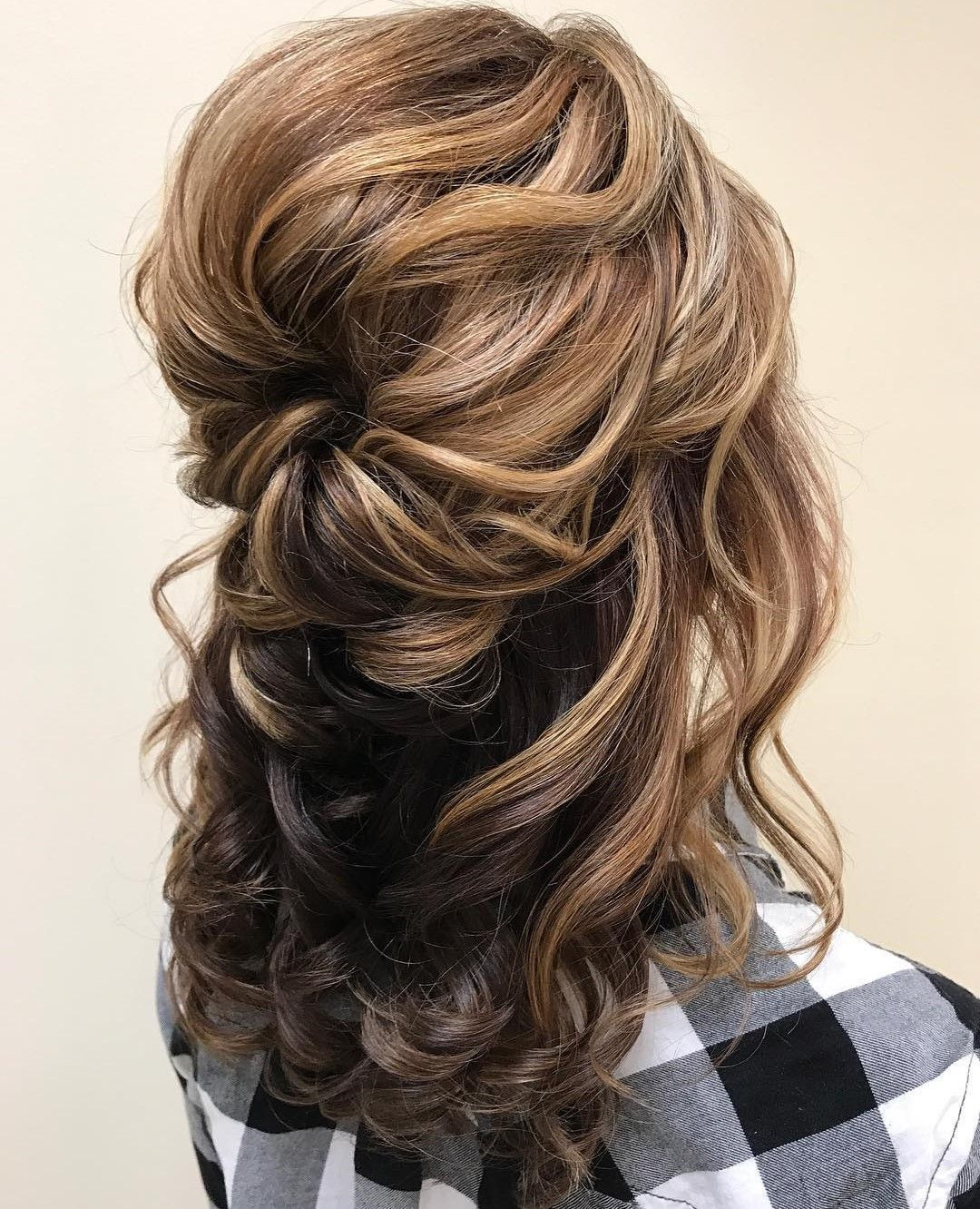 Hairstyles For Mother Of The Groom At Wedding
 50 Ravishing Mother of the Bride Hairstyles