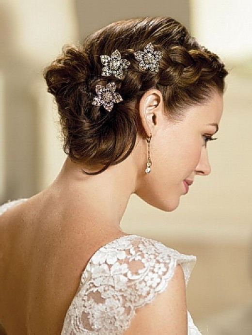 Hairstyles Updo For Wedding
 RainingBlossoms Trendy Wedding Hairstyles Updos