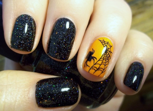 Halloween Nail Designs Pictures
 20 Spooky Halloween Nail Art Designs